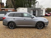 Used Mitsubishi Outlander P-HEV 200 HP (147 kW) 2017 Grey SUV
