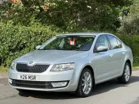 Used Skoda Octavia Elegance 105 HP (77 kW) 2014 Silver Estate