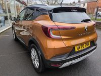 Used Renault Captur Iconic 2020 Orange SUV