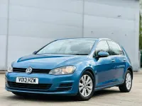 Używany VW Golf VII SE 122 KM (89 kW) 2013 Niebieski Hatchback