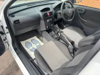Second-hand Vauxhall Corsa 2006 Alb Hatchback