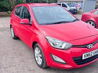 Używany Hyundai i20 Active 2012 Czerwony Hatchback