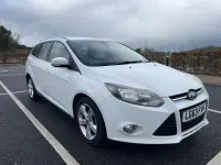 Begagnad Ford Focus Zetec 2013 Vit Kombi