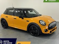 Second-hand Mini Cooper Hatch 136 CP (100 kW) 2015 Portocaliu Hatchback