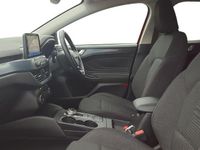 Used Ford Focus Active 120 HP (88 kW) 2021 Race red Estate
