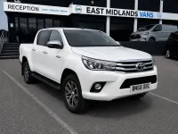 Used Toyota HiLux 150 HP (110 kW) 2018 White Pickup