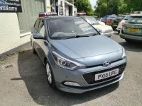 Used Hyundai i20 Premium SE 100 HP (73 kW) 2015 Blue Hatchback