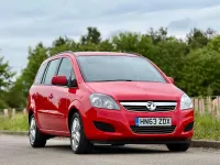 Używany Vauxhall Zafira 120 KM (88 kW) 2014 Czerwony Minivan