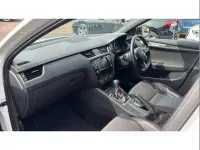 Używany Skoda Octavia vRS 184 KM (135 kW) 2017 Biały Hatchback