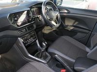 Used VW T-Cross SEL 110 HP (80 kW) 2024 SUV
