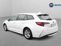 Used Toyota Corolla 184 HP (135 kW) 2022 White Estate