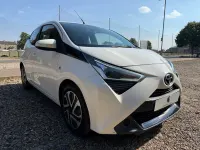 Used Toyota Aygo X-play 72 HP (52 kW) 2021 White Hatchback