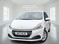 Used Peugeot 208 Active 82 HP (60 kW) 2017 White Hatchback