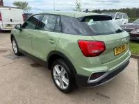 Gebraucht Audi Q2 Sport 150 PS (110 kW) 2021 Grün SUV