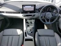 Used Audi A4 Sport 163 HP (119 kW) 2019 White Estate
