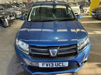 Used Dacia Sandero Lauréate 90 HP (66 kW) 2013 Blue Hatchback