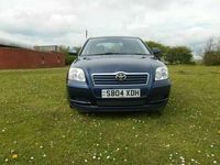 Used Toyota Avensis 127 HP (93 kW) 2004 Sedan