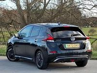 Begagnad Nissan Leaf N-Connecta 110 kW (150 HK) 2022 Svart Halvkombi