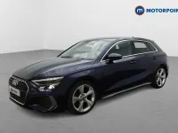Begagnad Audi A3 S-Line 2023 Blå Sedan