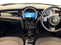 Used Mini Cooper Classic 134 HP (98 kW) 2022 Green Hatchback