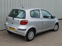 Used Toyota Yaris T2 65 HP (47 kW) 2004 Silver Hatchback