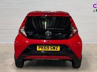 Begagnad Toyota Aygo Trend 72 HK (52 kW) 2019 Röd Halvkombi
