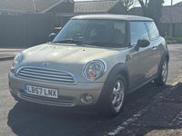Begagnad Mini ONE Hatch 2007 Silver Halvkombi