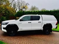 Used Toyota HiLux 201 HP (147 kW) 2022 White Pickup