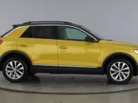 Usado VW T-Roc Design 150 HP (110 kW) 2019 Amarelo SUV