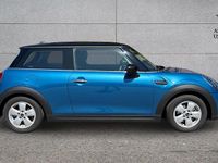 Usado Mini Cooper Classic 134 HP (98 kW) 2023 Azul Citadino