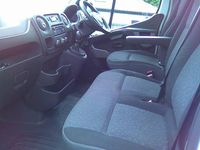 Used Vauxhall Movano 125 HP (91 kW) 2014 White MPV