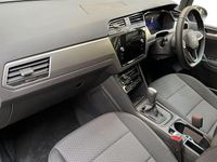 Used VW Touran Match 150 HP (110 kW) 2025 Black MPV