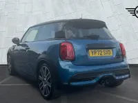 Begagnad Mini Cooper S Exclusive 176 HK (129 kW) 2022 Blå Halvkombi