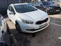 Used Kia Ceed 2013 White Hatchback