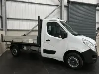Used Vauxhall Movano 125 HP (91 kW) 2015 White MPV