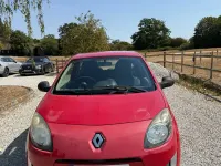 Used Renault Twingo Extreme 58 HP (42 kW) 2008 Red Hatchback