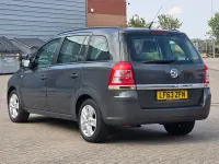 Używany Vauxhall Zafira 115 KM (84 kW) 2013 Szary Minivan