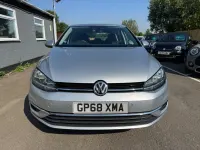 Used VW Golf VII SE 113 HP (83 kW) 2019 Silver Hatchback