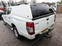 Używany Mitsubishi L200 150 KM (110 kW) 2020 Biały Pickup