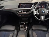 Used BMW 118 M Sport 134 HP (98 kW) 2022 White Hatchback