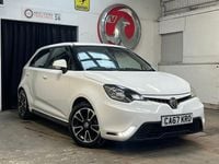 Used MG MG3 106 HP (77 kW) 2017 White Hatchback