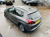 Begagnad Peugeot 2008 Allure 2017 Grå SUV