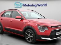 Begagnad Kia Niro 141 HK (103 kW) 2023 Röd SUV