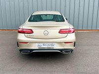 Begagnad Mercedes E220 AMG line 2018 Beige Sportkupé