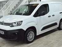 Used Citroën Berlingo 75 HP (55 kW) 2020 White MPV