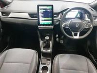 Used Renault Symbioz Techno 140 HP (102 kW) 2025 Red SUV