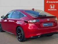 Käytetty Honda Civic Advance 184 HP (135 kW) 2024 Punainen Viistoperä
