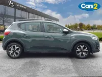 Używany Dacia Sandero Journey 100 KM (73 kW) 2023 Zielony Hatchback
