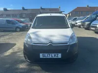 Usado Citroën Berlingo 75 CV (55 kW) 2017 Blanco Monovolumen