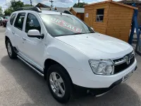 Used Dacia Duster Lauréate 2013 White SUV
